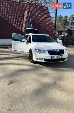Універсал Skoda Superb 2010 в 