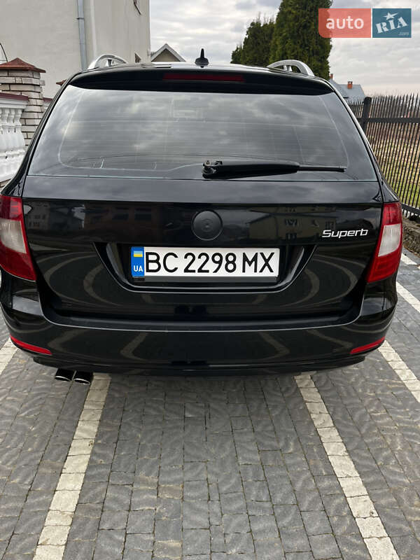 Универсал Skoda Superb 2011 в Стрые
