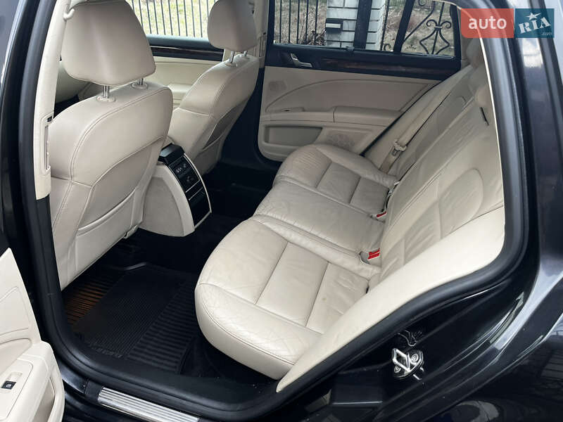 Универсал Skoda Superb 2011 в Стрые