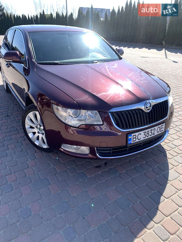 Лифтбек Skoda Superb 2008 в Львове