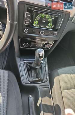 Універсал Skoda Superb 2013 в 