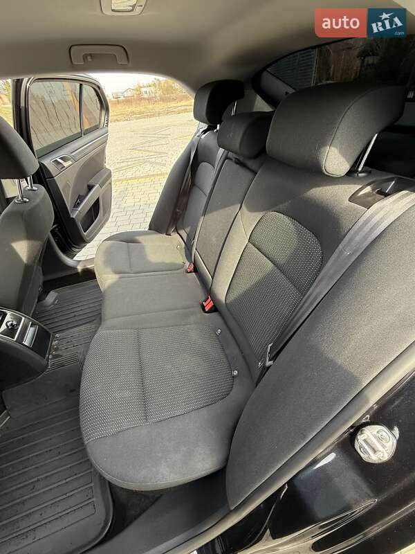 Лифтбек Skoda Superb 2013 в Стрые