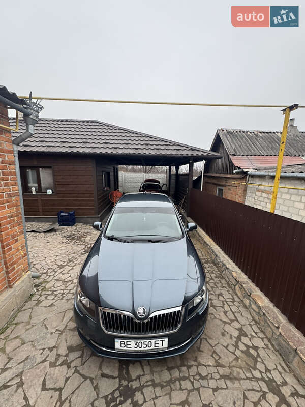 Лифтбек Skoda Superb 2013 в Первомайске