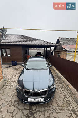 Лифтбек Skoda Superb 2013 в 