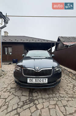 Лифтбек Skoda Superb 2013 в 