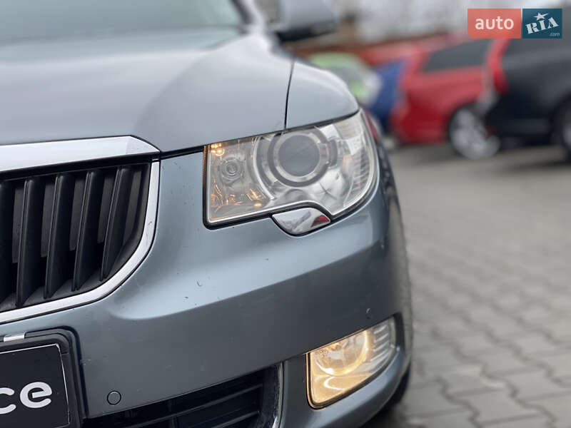 Ліфтбек Skoda Superb 2009 в Луцьку