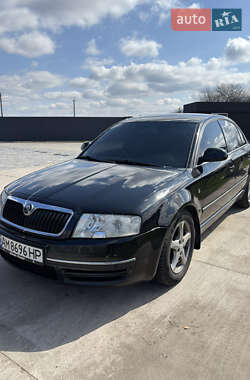 Лифтбек Skoda Superb 2006 в 