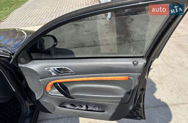 Лифтбек Skoda Superb 2006 в 