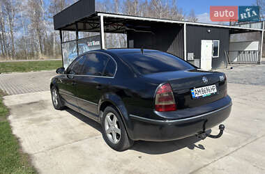 Лифтбек Skoda Superb 2006 в 