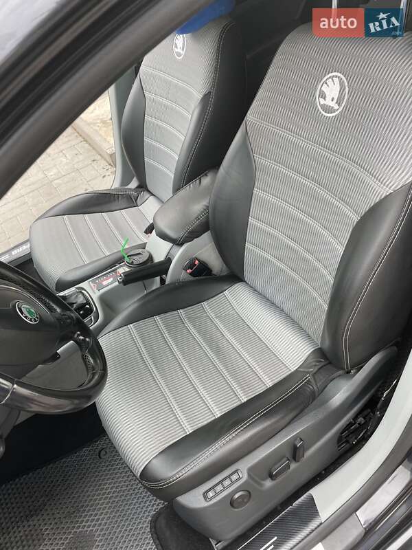 Універсал Skoda Superb 2010 в Рівному