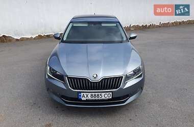 Лифтбек Skoda Superb 2018 в 