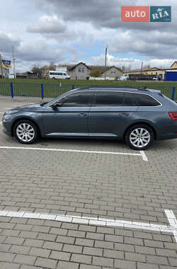 Універсал Skoda Superb 2016 в 