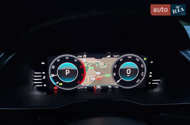 Лифтбек Skoda Superb 2019 в 