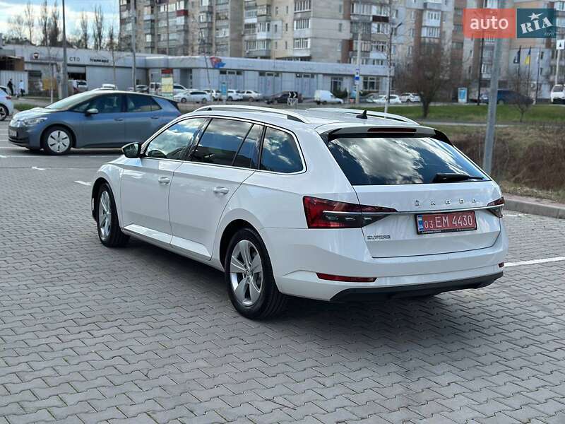Універсал Skoda Superb 2019 в Хмельницькому