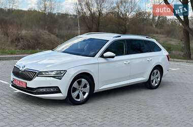 Універсал Skoda Superb 2019 в 