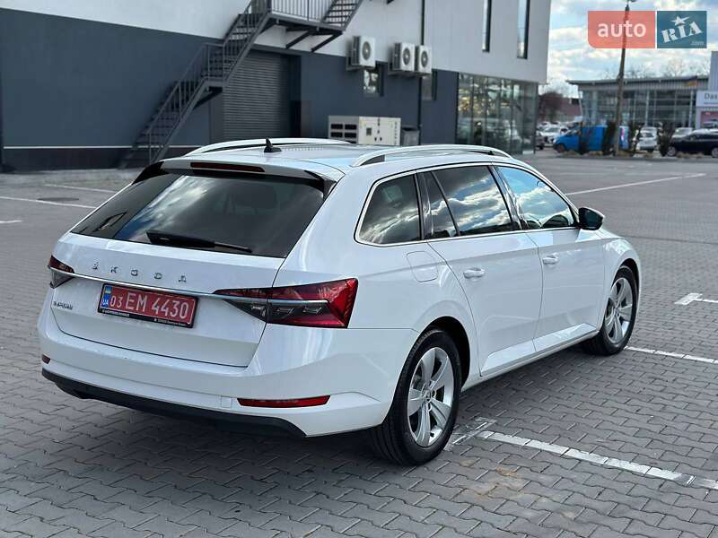 Універсал Skoda Superb 2019 в Хмельницькому