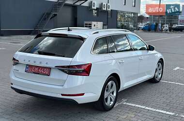 Універсал Skoda Superb 2019 в 