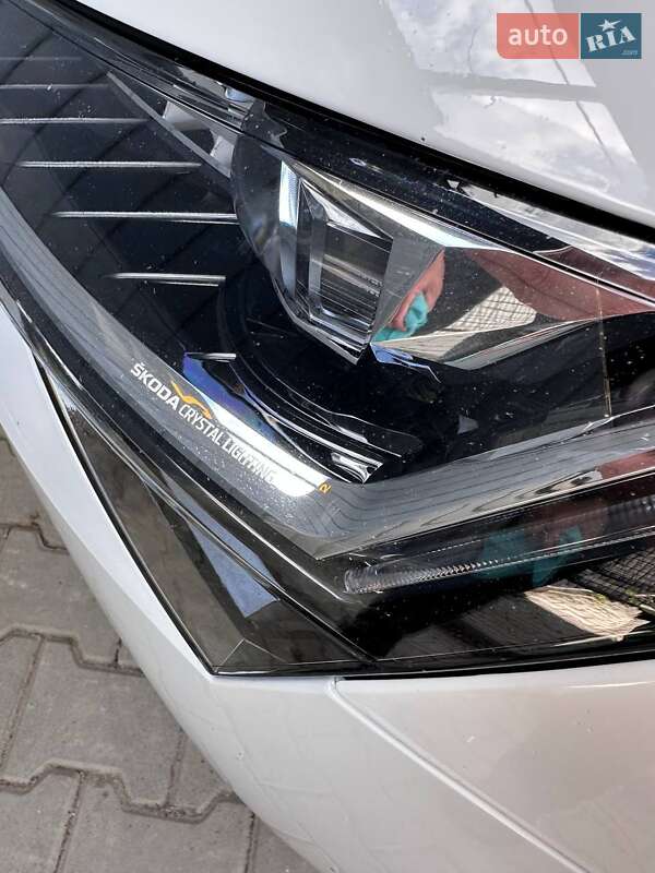Універсал Skoda Superb 2019 в Хмельницькому