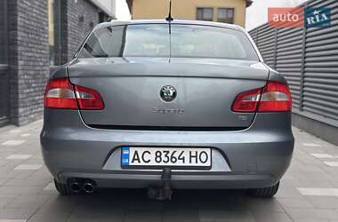 Лифтбек Skoda Superb 2009 в 