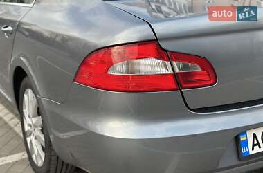 Лифтбек Skoda Superb 2009 в 