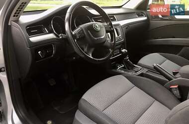 Универсал Skoda Superb 2013 в 