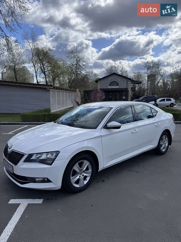 Skoda Superb 2015 Skoda Superb 2015