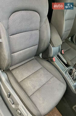 Ліфтбек Skoda Superb 2012 в 