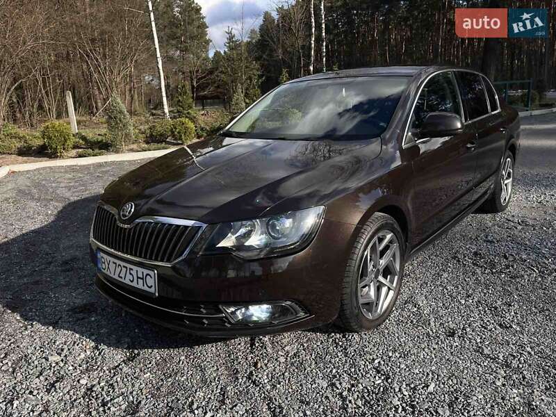 Ліфтбек Skoda Superb 2013 в Славуті