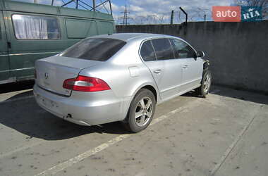Лифтбек Skoda Superb 2010 в 