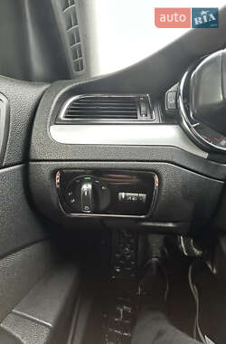 Лифтбек Skoda Superb 2011 в 