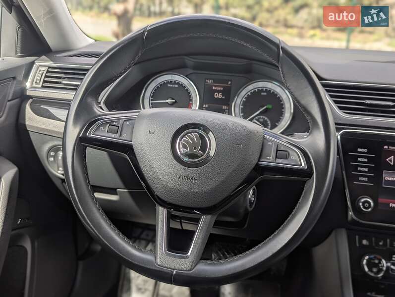 Универсал Skoda Superb 2018 в Хмельницком