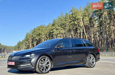 Універсал Skoda Superb 2021 в 