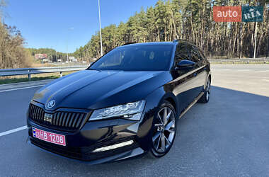 Універсал Skoda Superb 2021 в 