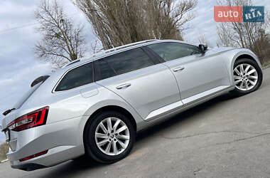 Универсал Skoda Superb 2017 в 