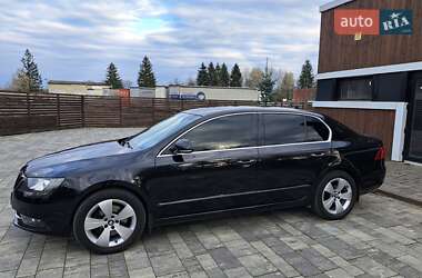 Лифтбек Skoda Superb 2014 в 
