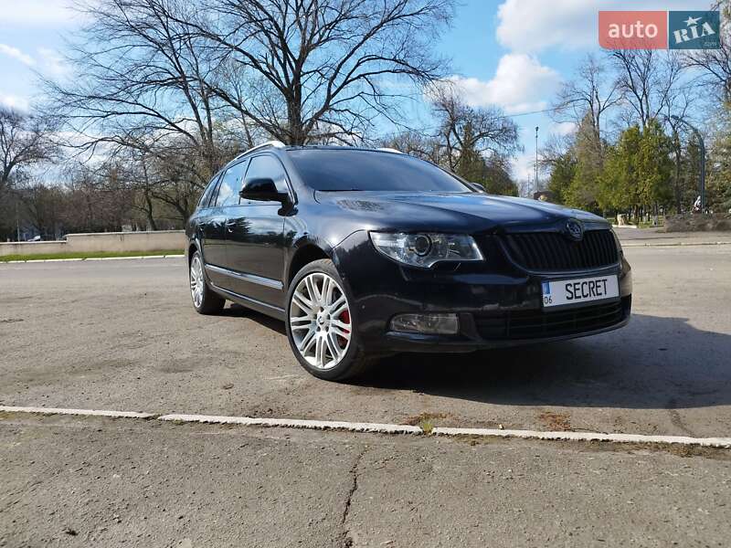 Универсал Skoda Superb 2011 в Каменском