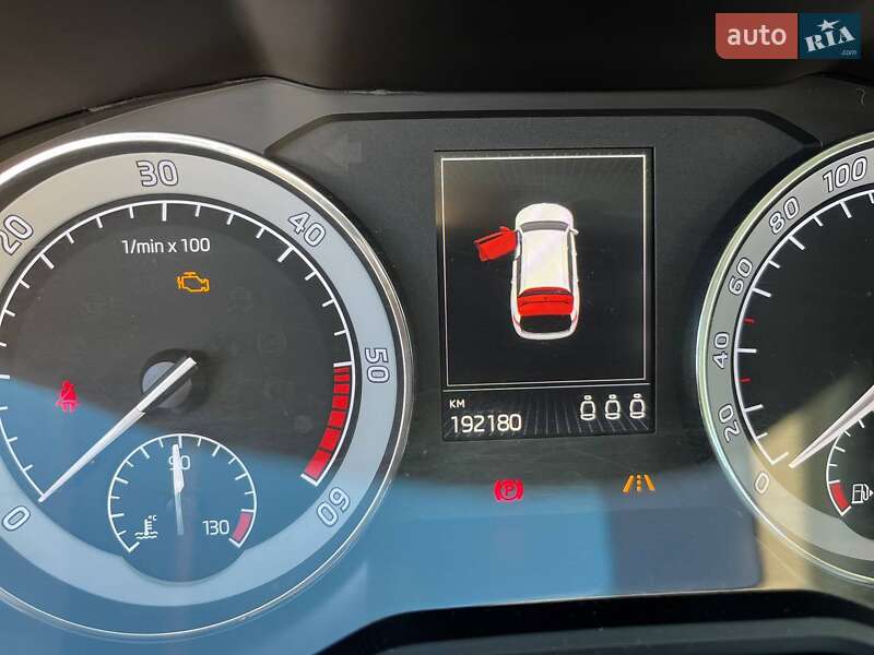 Універсал Skoda Superb 2016 в Тернополі