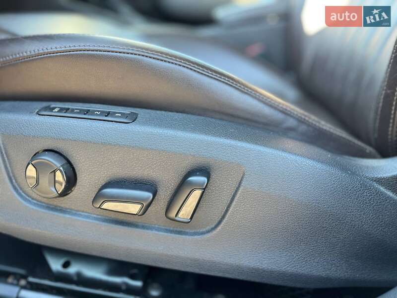 Універсал Skoda Superb 2016 в Тернополі