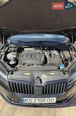 Лифтбек Skoda Superb 2022 в 