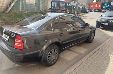 Ліфтбек Skoda Superb 2004 в 
