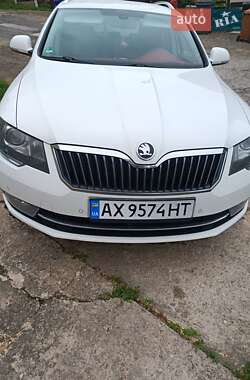 Універсал Skoda Superb 2014 в 