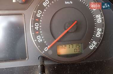 Ліфтбек Skoda Superb 2003 в 