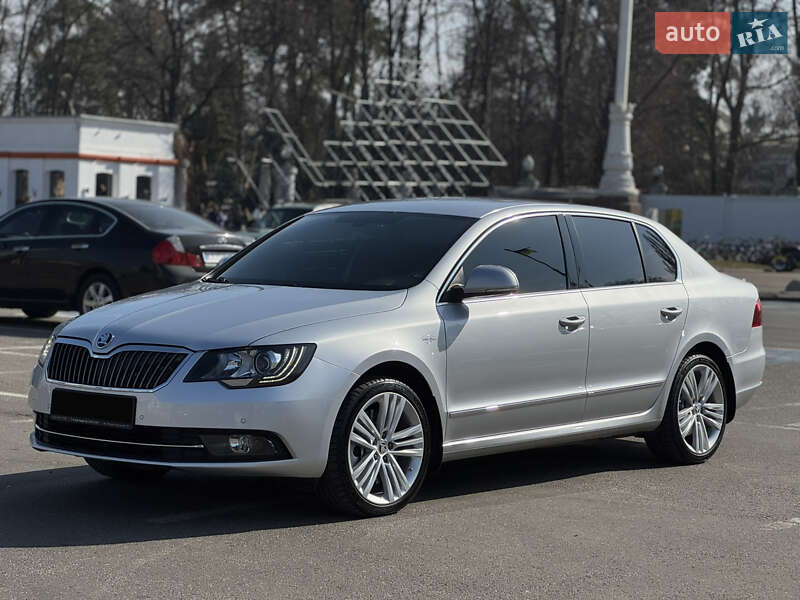 Лифтбек Skoda Superb 2013 в Киеве фото 5 Лифтбек Skoda Superb 2013 в Киеве