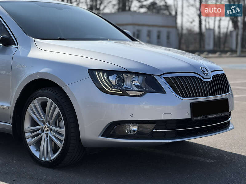 Лифтбек Skoda Superb 2013 в Киеве фото 6 Лифтбек Skoda Superb 2013 в Киеве