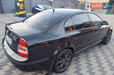 Лифтбек Skoda Superb 2007 в 
