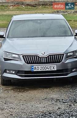 Ліфтбек Skoda Superb 2015 в 