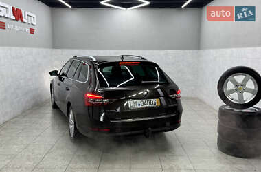 Универсал Skoda Superb 2019 в 