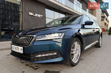 Универсал Skoda Superb 2022 в 