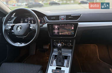 Универсал Skoda Superb 2022 в 