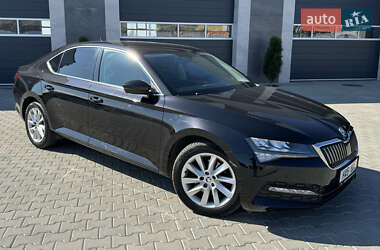 Лифтбек Skoda Superb 2020 в 